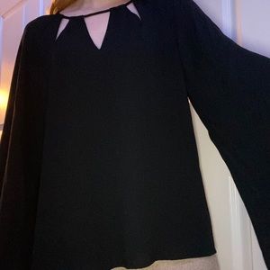Black batwing keyhole shirt
